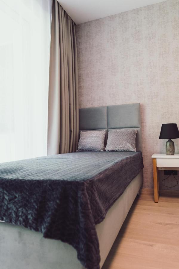 Nice River - Mazuria Apartamenty Острода Екстериор снимка
