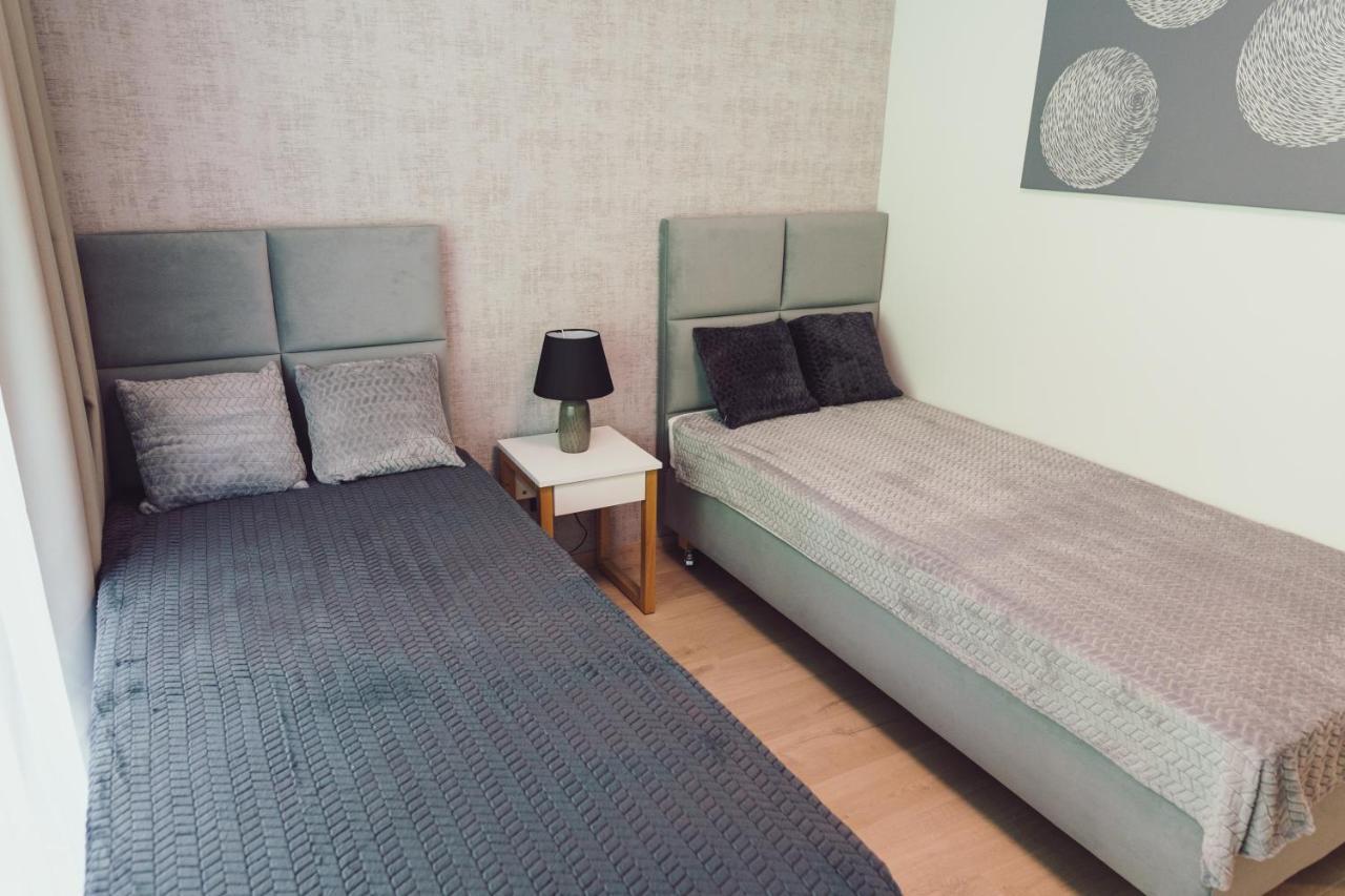 Nice River - Mazuria Apartamenty Острода Екстериор снимка